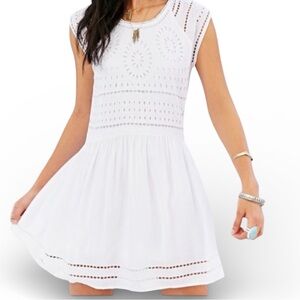 Ecote White Eyelet Dress Pleated Lined Feminine Garden Girl Size Large